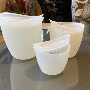 Pampered Chef Silicone Food Storage Containers - Set of 3 with lids